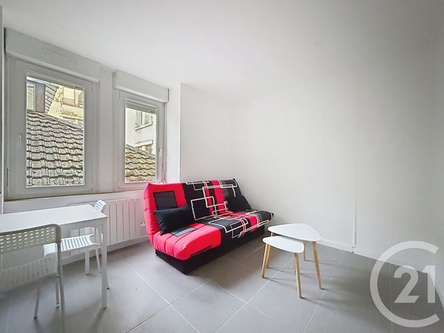 Appartement F1 à louer - 1 pièce - 18.75 m2 - SOCHAUX - 25 - FRANCHE-COMTE - Century 21 Agence De La Gare