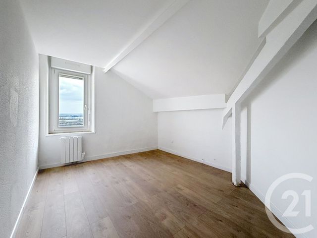 Appartement F2 à louer - 2 pièces - 50.91 m2 - SOCHAUX - 25 - FRANCHE-COMTE - Century 21 Agence De La Gare