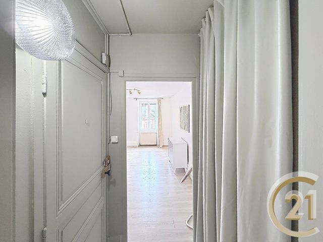 Appartement T1 à vendre - 1 pièce - 32.91 m2 - MONTBELIARD - 25 - FRANCHE-COMTE - Century 21 Agence De La Gare