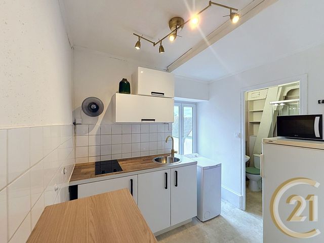 Appartement T1 à vendre - 1 pièce - 32.91 m2 - MONTBELIARD - 25 - FRANCHE-COMTE - Century 21 Agence De La Gare