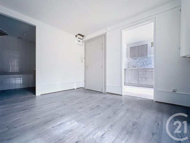 Appartement F2 à louer - 2 pièces - 58.0 m2 - MONTBELIARD - 25 - FRANCHE-COMTE - Century 21 Agence De La Gare