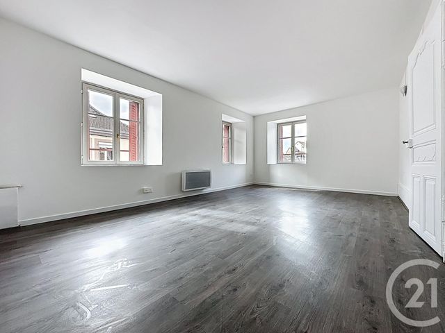 Appartement F2 à louer - 2 pièces - 58.0 m2 - MONTBELIARD - 25 - FRANCHE-COMTE - Century 21 Agence De La Gare