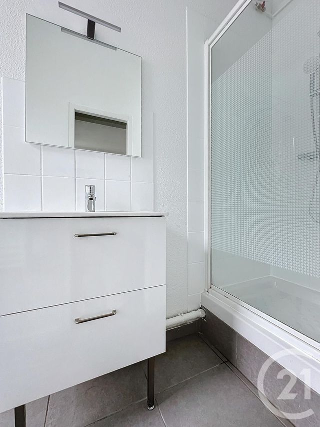 Appartement Studio à louer - 1 pièce - 20.0 m2 - SOCHAUX - 25 - FRANCHE-COMTE - Century 21 Agence De La Gare