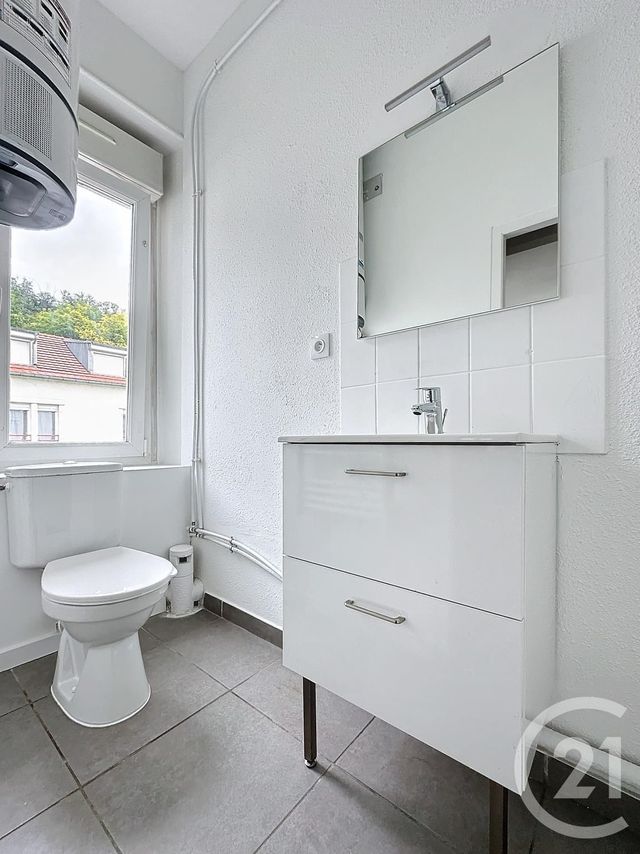Appartement Studio à louer - 1 pièce - 20.0 m2 - SOCHAUX - 25 - FRANCHE-COMTE - Century 21 Agence De La Gare