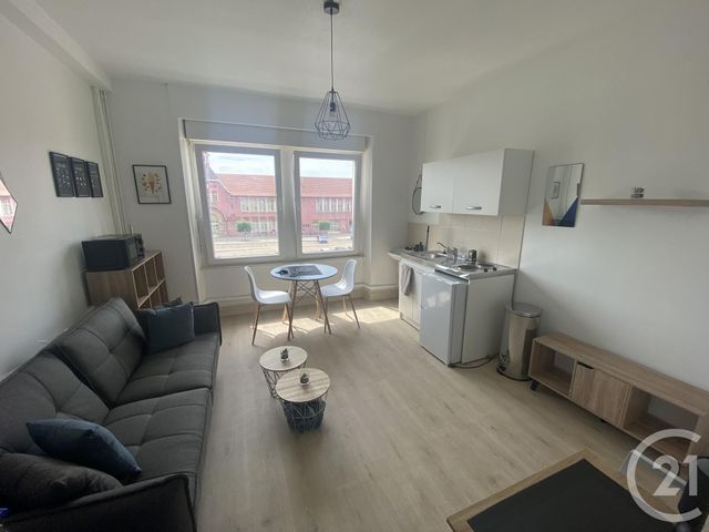 Appartement Chambre à louer - 1 pièce - 18.0 m2 - SOCHAUX - 25 - FRANCHE-COMTE - Century 21 Agence De La Gare