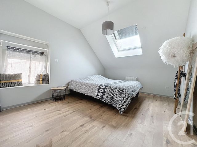 Appartement F3 à louer - 3 pièces - 80.0 m2 - ETUPES - 25 - FRANCHE-COMTE - Century 21 Agence De La Gare