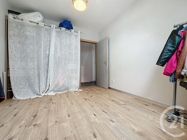Appartement F3 à louer - 3 pièces - 80.0 m2 - ETUPES - 25 - FRANCHE-COMTE - Century 21 Agence De La Gare