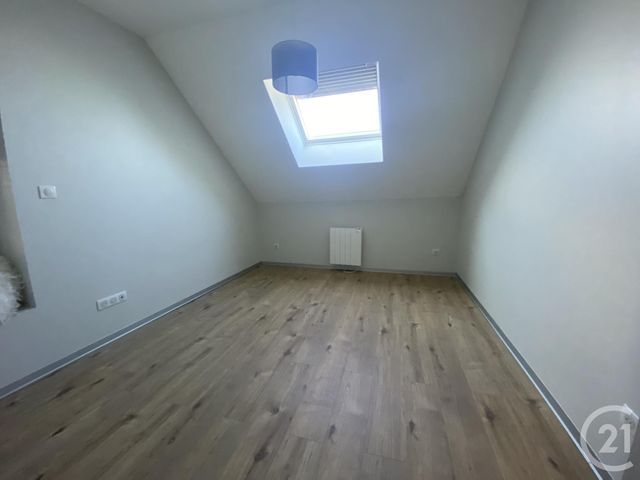Appartement F3 à louer - 3 pièces - 80.0 m2 - ETUPES - 25 - FRANCHE-COMTE - Century 21 Agence De La Gare