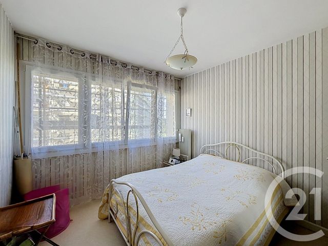 Appartement F4 à vendre - 4 pièces - 66.76 m2 - MONTBELIARD - 25 - FRANCHE-COMTE - Century 21 Agence De La Gare