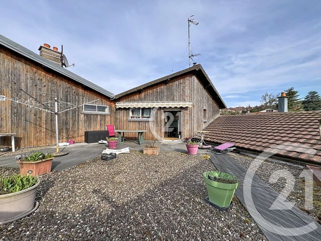 Appartement F6 à vendre - 6 pièces - 135.0 m2 - VOUJEAUCOURT - 25 - FRANCHE-COMTE - Century 21 Agence De La Gare