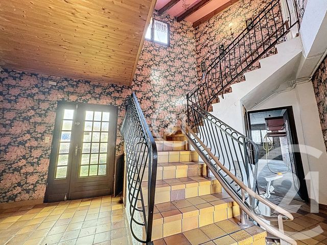 Appartement F6 à vendre - 6 pièces - 135.0 m2 - VOUJEAUCOURT - 25 - FRANCHE-COMTE - Century 21 Agence De La Gare