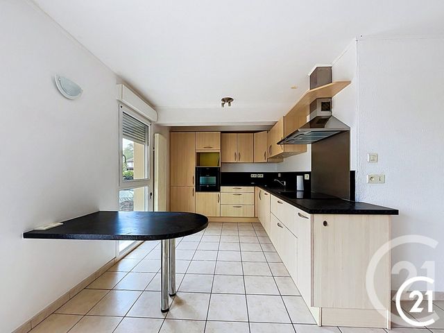 Appartement F5 à vendre - 5 pièces - 97.2 m2 - DASLE - 25 - FRANCHE-COMTE - Century 21 Agence De La Gare