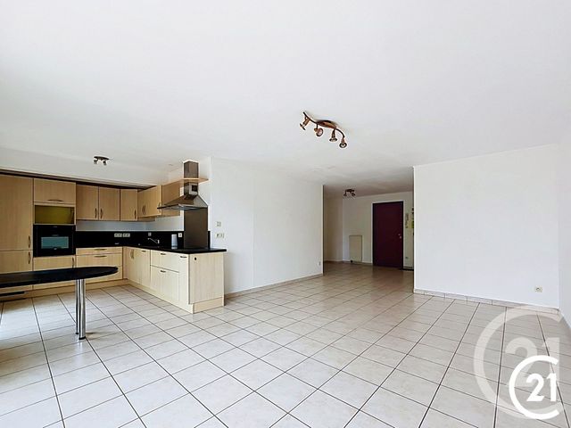 Appartement F5 à vendre - 5 pièces - 97.2 m2 - DASLE - 25 - FRANCHE-COMTE - Century 21 Agence De La Gare