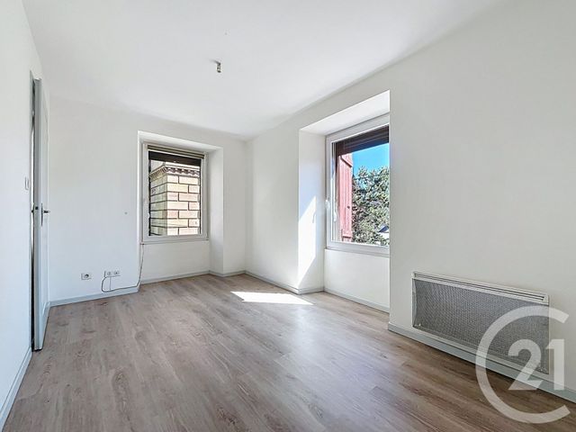 Appartement F2 à louer - 2 pièces - 35.4 m2 - MONTBELIARD - 25 - FRANCHE-COMTE - Century 21 Agence De La Gare