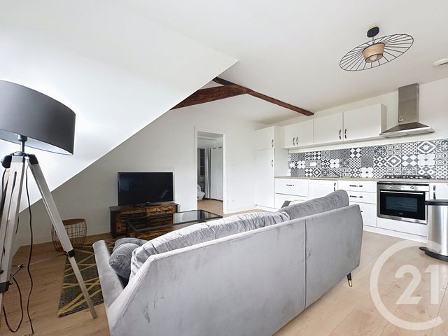 Appartement F3 à louer - 3 pièces - 58.0 m2 - DELLE - 90 - FRANCHE-COMTE - Century 21 Agence De La Gare