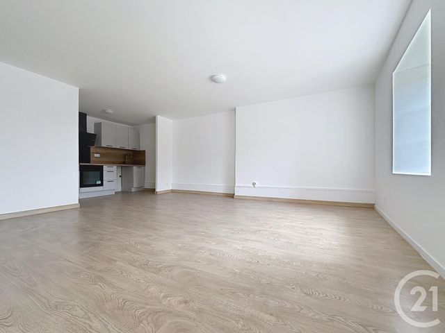 Appartement F3 à louer - 3 pièces - 69.0 m2 - MONTBELIARD - 25 - FRANCHE-COMTE - Century 21 Agence De La Gare