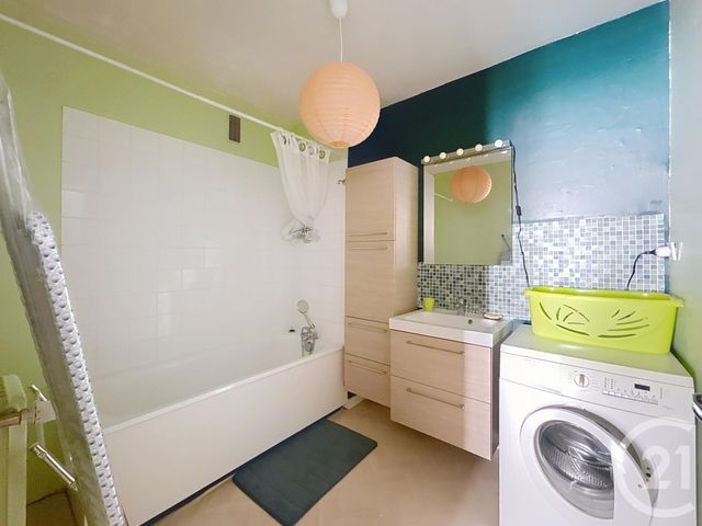 Appartement F2 à louer - 3 pièces - 66.59 m2 - MONTBELIARD - 25 - FRANCHE-COMTE - Century 21 Agence De La Gare