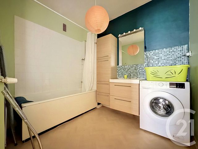 Appartement F2 à louer - 3 pièces - 66.59 m2 - MONTBELIARD - 25 - FRANCHE-COMTE - Century 21 Agence De La Gare