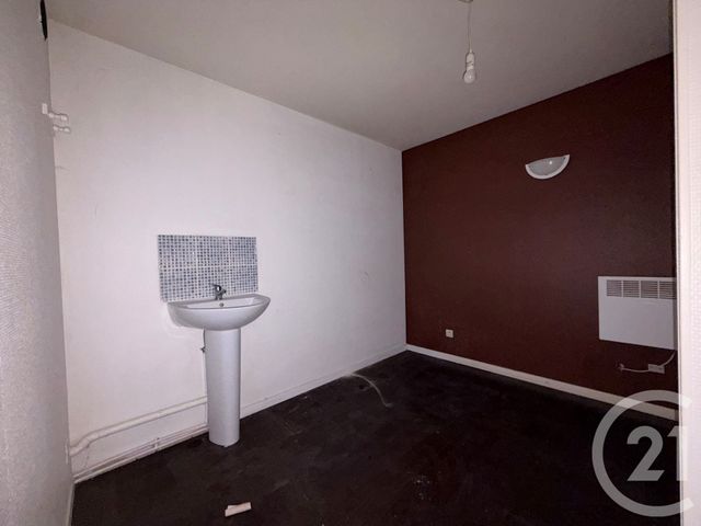 Appartement Local à louer - 4 pièces - 80.0 m2 - SOCHAUX - 25 - FRANCHE-COMTE - Century 21 Agence De La Gare
