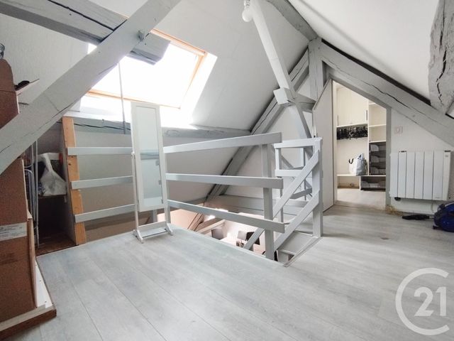 Appartement F2 à louer - 2 pièces - 55.0 m2 - MONTBELIARD - 25 - FRANCHE-COMTE - Century 21 Agence De La Gare