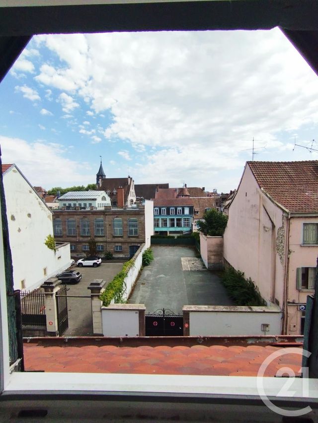 Appartement F2 à louer - 2 pièces - 55.0 m2 - MONTBELIARD - 25 - FRANCHE-COMTE - Century 21 Agence De La Gare