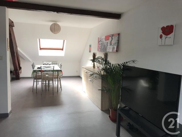 Appartement F2 à louer - 2 pièces - 56.0 m2 - COLOMBIER FONTAINE - 25 - FRANCHE-COMTE - Century 21 Agence De La Gare