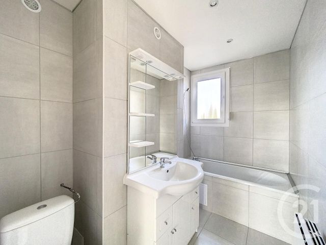Appartement F4 à louer - 4 pièces - 70.0 m2 - BETHONCOURT - 25 - FRANCHE-COMTE - Century 21 Agence De La Gare