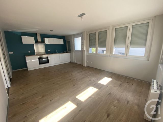 Appartement F2 à louer - 2 pièces - 45.0 m2 - EXINCOURT - 25 - FRANCHE-COMTE - Century 21 Agence De La Gare