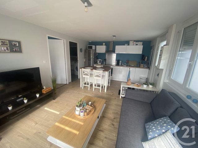 Appartement F2 à louer - 2 pièces - 45.0 m2 - EXINCOURT - 25 - FRANCHE-COMTE - Century 21 Agence De La Gare