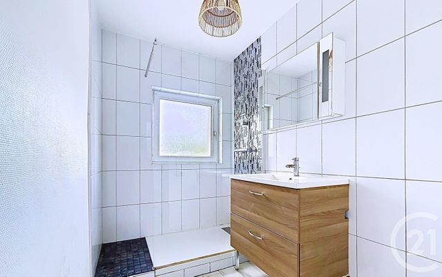 Appartement F5 à vendre - 5 pièces - 80.0 m2 - MONTBELIARD - 25 - FRANCHE-COMTE - Century 21 Agence De La Gare