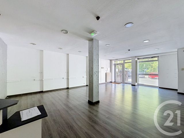 Appartement Local à louer - 3 pièces - 106.0 m2 - AUDINCOURT - 25 - FRANCHE-COMTE - Century 21 Agence De La Gare