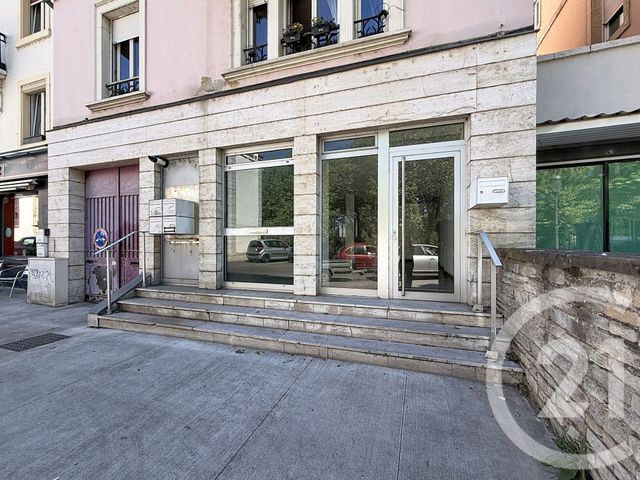 Appartement Local à louer - 3 pièces - 106.0 m2 - AUDINCOURT - 25 - FRANCHE-COMTE - Century 21 Agence De La Gare