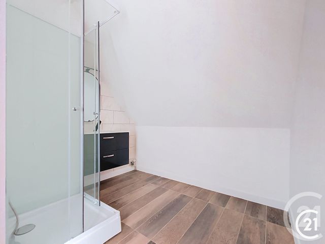 Appartement F6 à vendre - 6 pièces - 109.13 m2 - MONTBELIARD - 25 - FRANCHE-COMTE - Century 21 Agence De La Gare