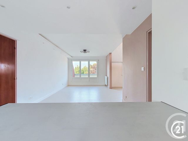 Appartement F6 à vendre - 6 pièces - 109.13 m2 - MONTBELIARD - 25 - FRANCHE-COMTE - Century 21 Agence De La Gare