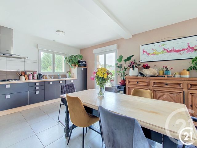 Appartement F5 à vendre - 5 pièces - 87.27 m2 - VOUJEAUCOURT - 25 - FRANCHE-COMTE - Century 21 Agence De La Gare