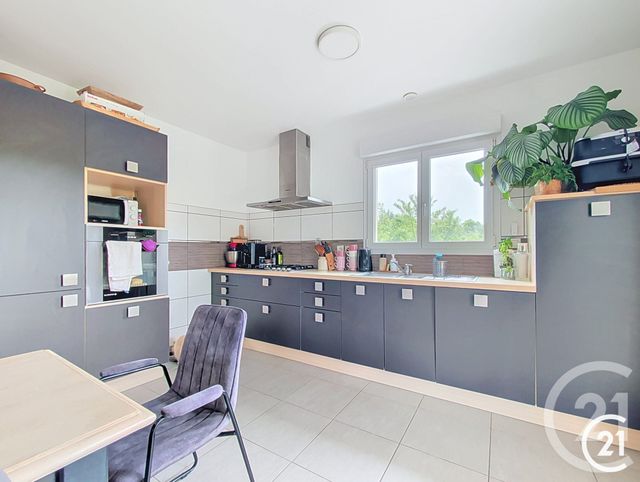 Appartement F5 à vendre - 5 pièces - 87.27 m2 - VOUJEAUCOURT - 25 - FRANCHE-COMTE - Century 21 Agence De La Gare
