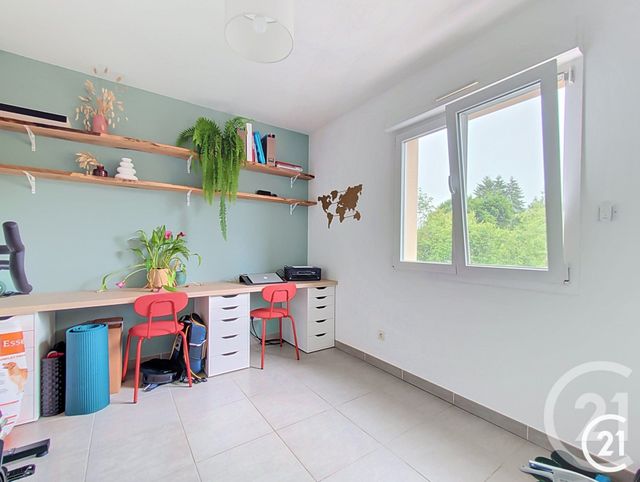 Appartement F5 à vendre - 5 pièces - 87.27 m2 - VOUJEAUCOURT - 25 - FRANCHE-COMTE - Century 21 Agence De La Gare