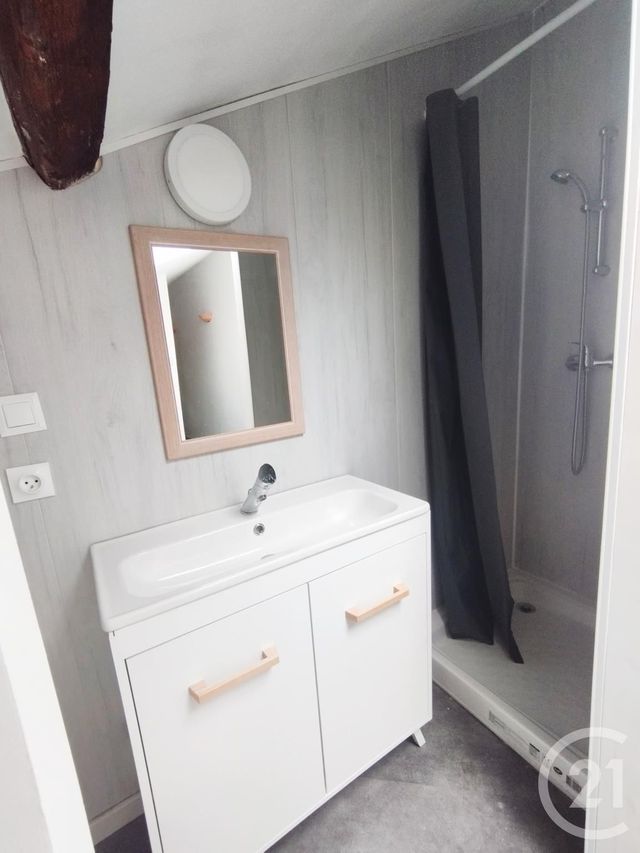 Appartement F2 à louer - 2 pièces - 34.79 m2 - MONTBELIARD - 25 - FRANCHE-COMTE - Century 21 Agence De La Gare