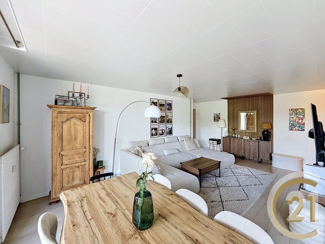 Appartement Duplex à vendre - 5 pièces - 100.0 m2 - DELLE - 90 - FRANCHE-COMTE - Century 21 Agence De La Gare