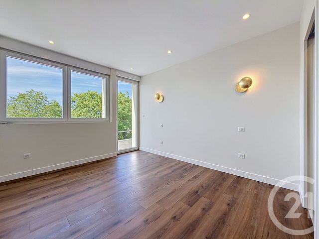 Appartement F5 à vendre - 5 pièces - 125.4 m2 - MONTBELIARD - 25 - FRANCHE-COMTE - Century 21 Agence De La Gare
