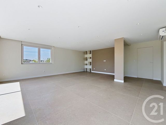 Appartement F5 à vendre - 5 pièces - 125.4 m2 - MONTBELIARD - 25 - FRANCHE-COMTE - Century 21 Agence De La Gare