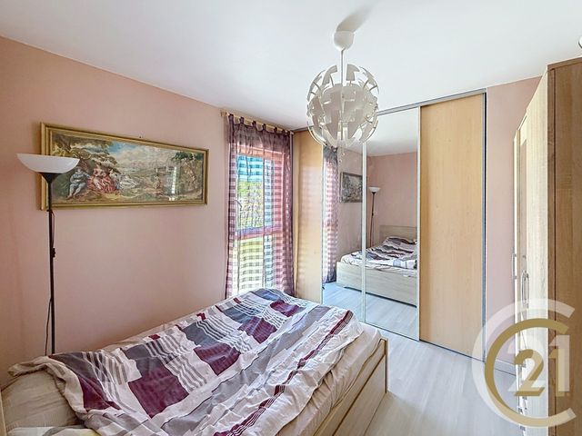 Appartement F3 à vendre - 3 pièces - 54.21 m2 - GRAND CHARMONT - 25 - FRANCHE-COMTE - Century 21 Agence De La Gare