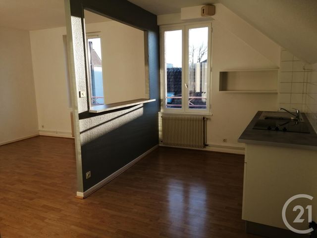 Appartement F2 à louer - 2 pièces - 56.52 m2 - MONTBELIARD - 25 - FRANCHE-COMTE - Century 21 Agence De La Gare