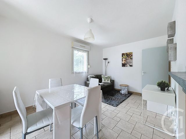 Appartement F2 à louer - 2 pièces - 45.0 m2 - VIEUX CHARMONT - 25 - FRANCHE-COMTE - Century 21 Agence De La Gare