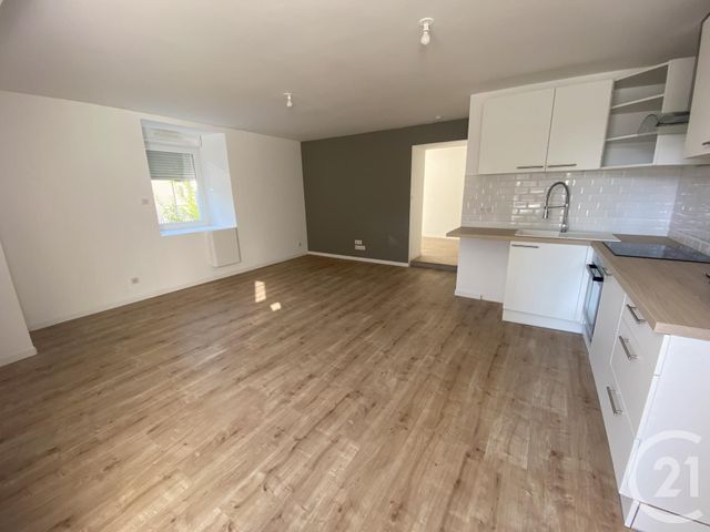 Appartement F2 à louer - 2 pièces - 40.0 m2 - HERIMONCOURT - 25 - FRANCHE-COMTE - Century 21 Agence De La Gare