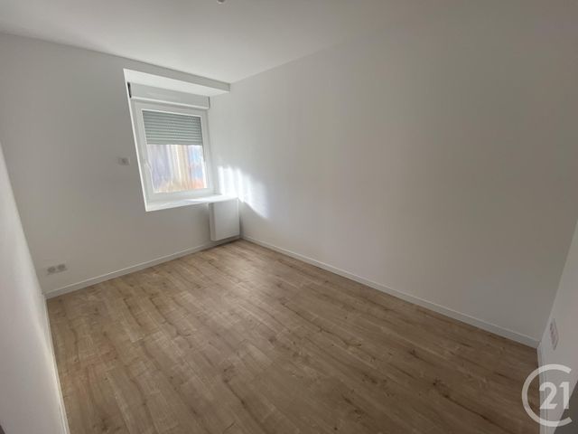 Appartement F2 à louer - 2 pièces - 40.0 m2 - HERIMONCOURT - 25 - FRANCHE-COMTE - Century 21 Agence De La Gare