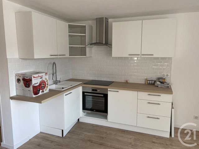 Appartement F2 à louer - 2 pièces - 40.0 m2 - HERIMONCOURT - 25 - FRANCHE-COMTE - Century 21 Agence De La Gare