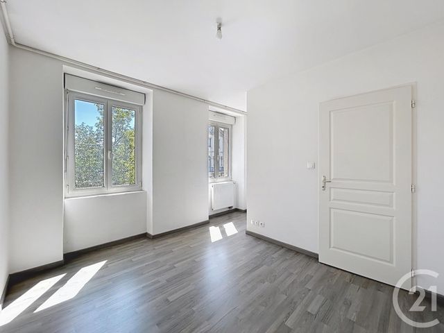 Appartement F2 à louer - 2 pièces - 45.0 m2 - AUDINCOURT - 25 - FRANCHE-COMTE - Century 21 Agence De La Gare