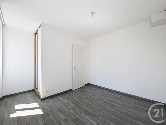 Appartement F2 à louer - 2 pièces - 45.0 m2 - AUDINCOURT - 25 - FRANCHE-COMTE - Century 21 Agence De La Gare