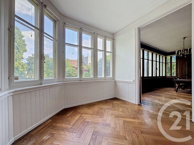 Appartement Atelier d'artiste à vendre - 4 pièces - 122.53 m2 - MONTBELIARD - 25 - FRANCHE-COMTE - Century 21 Agence De La Gare